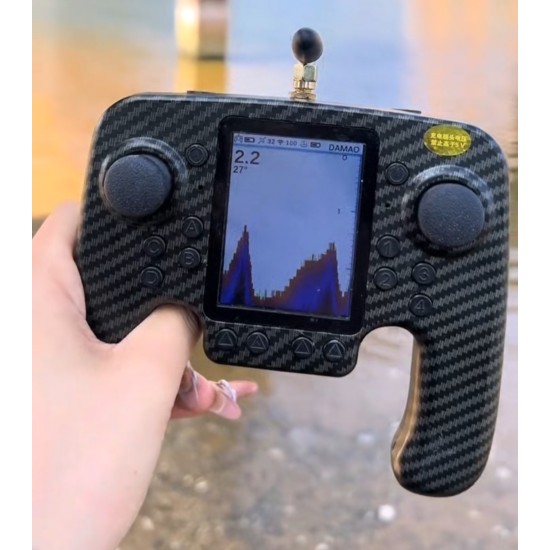 (TÜRKÇE) DİL GPS KONUM OTO PİLOT EVE DONUS SUALTI DERINLIK SICAK VE SOVUK GÖSTERIR 2 PİLLE ÇANTALI